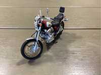 Мотоцикл Yamaha xv 1100, модель