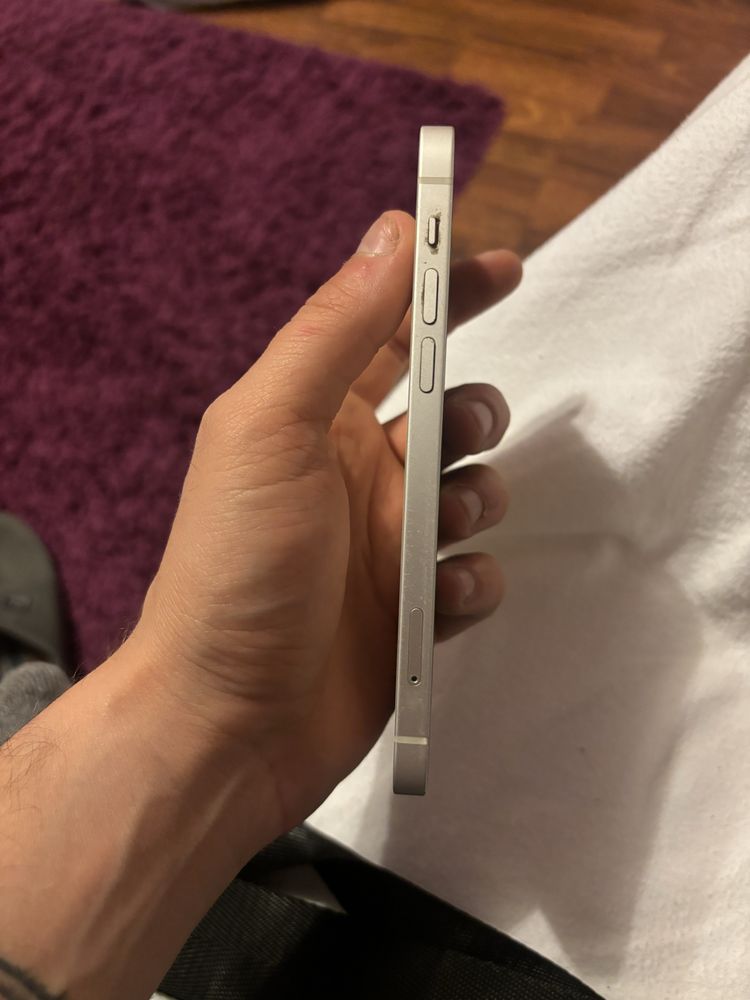 Iphone 12 білий