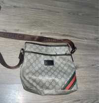 Bolsa Gucci bege