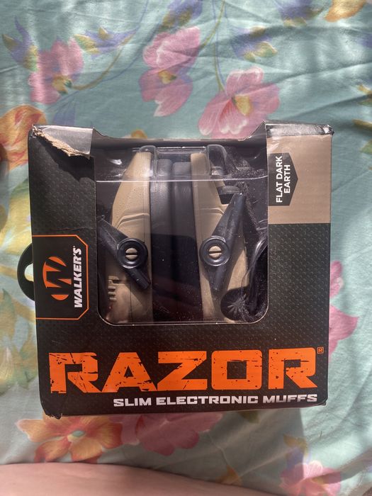 Продам такиические наушники Razor slim electronic muffs