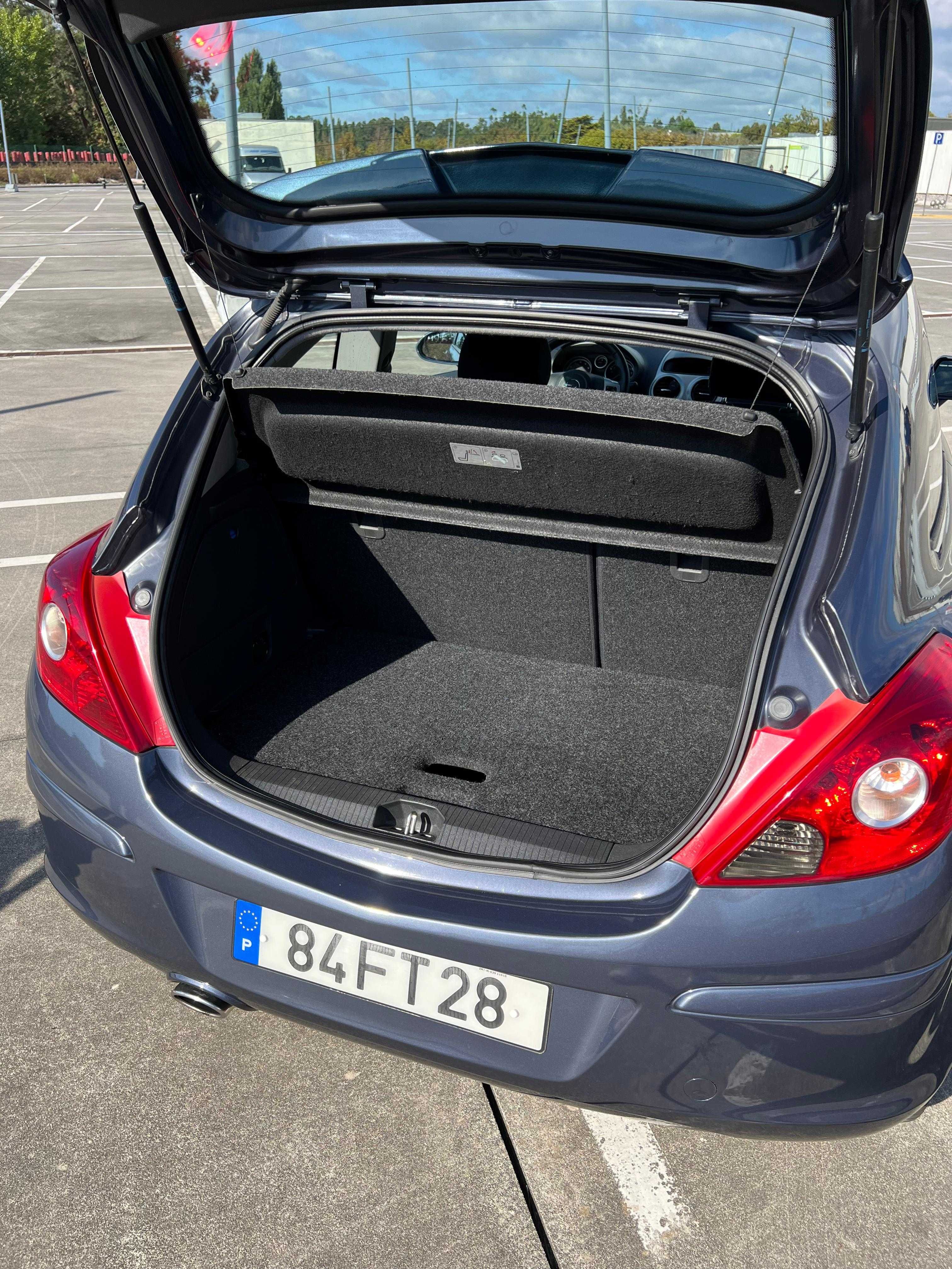 Vendo Opel Corsa D 1.2 Gasolina