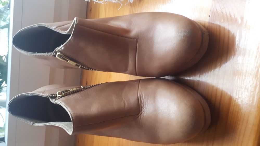 Botki Reserved r. 37