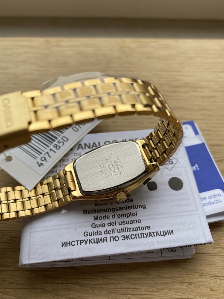 Damski zegarek Casio nowy