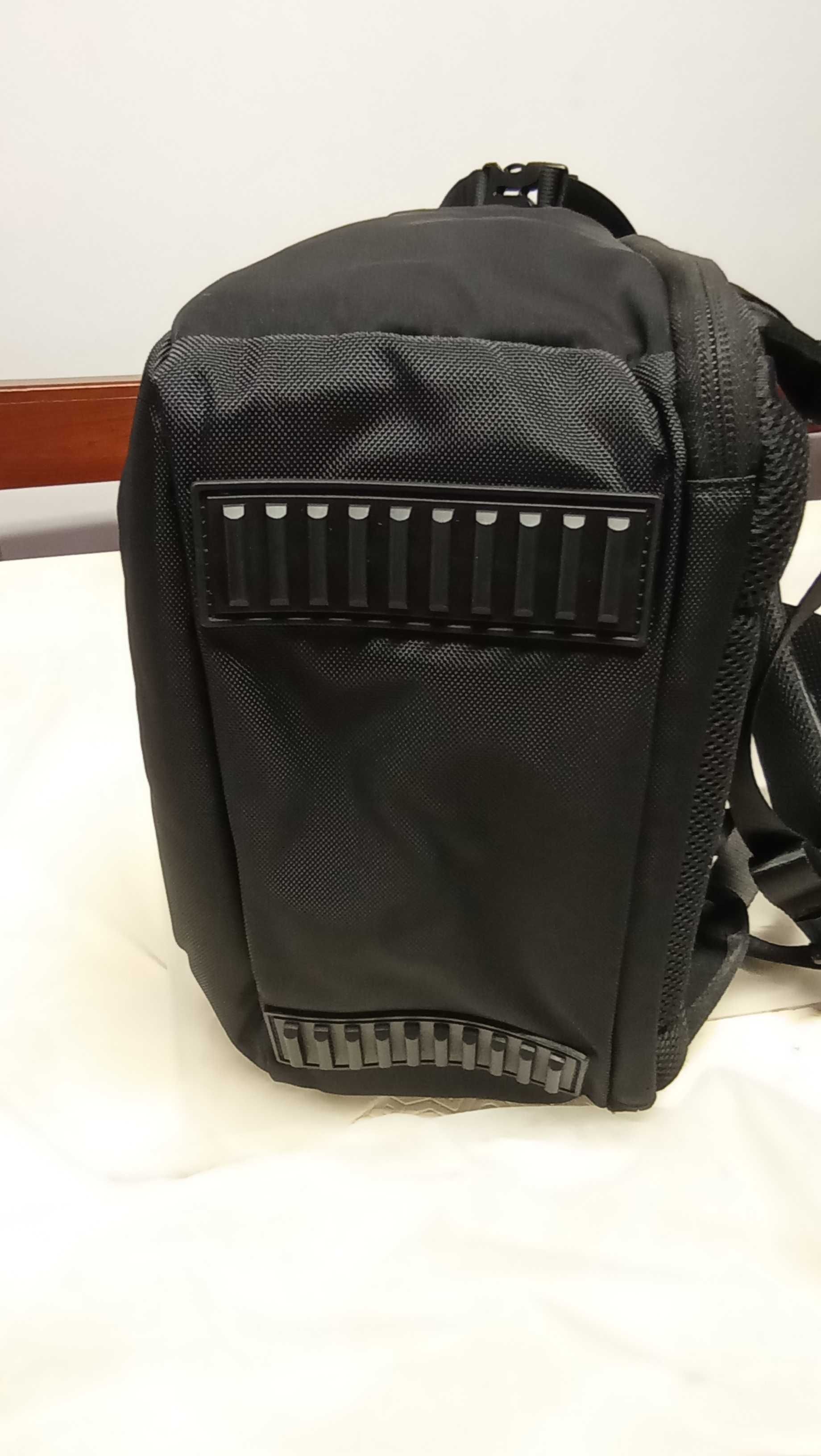 Mochila de fotografia e PC nova com etiqueta