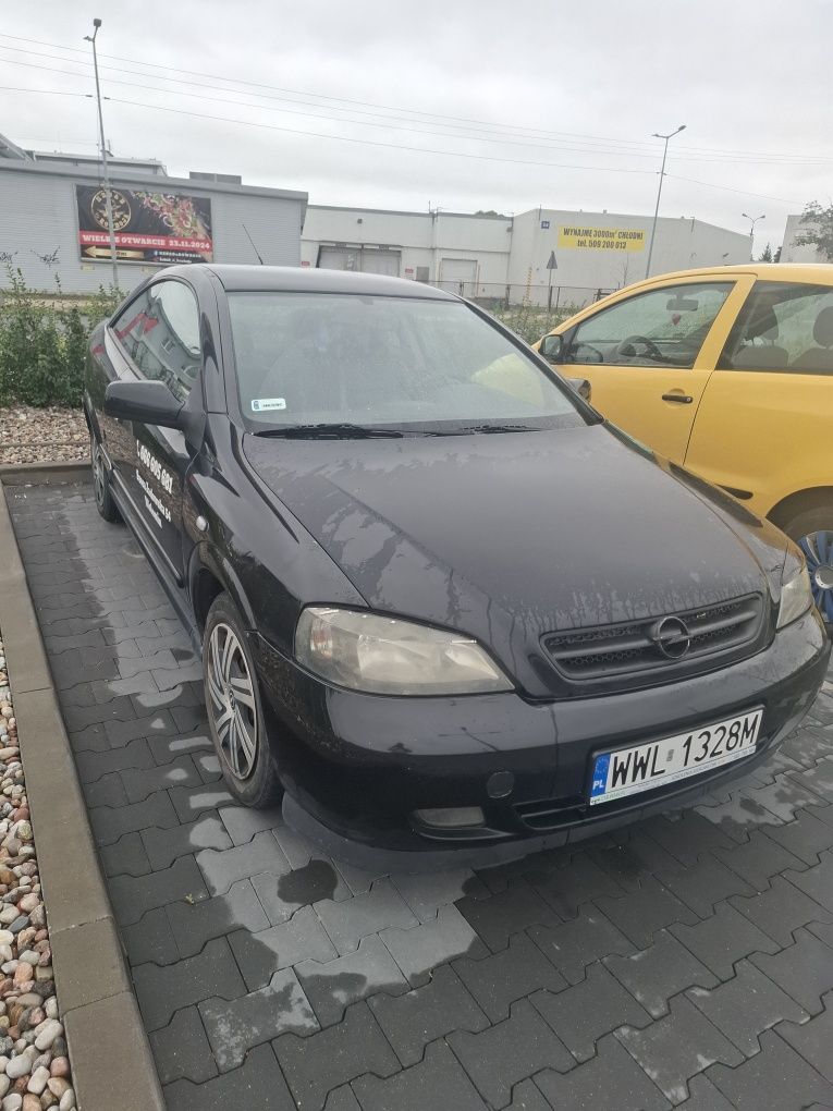 Opel Bertone na części