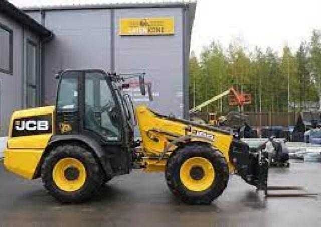 Ładowarka teleskopowa 14m- Wynajem, Usługi załadunku i rozładunku