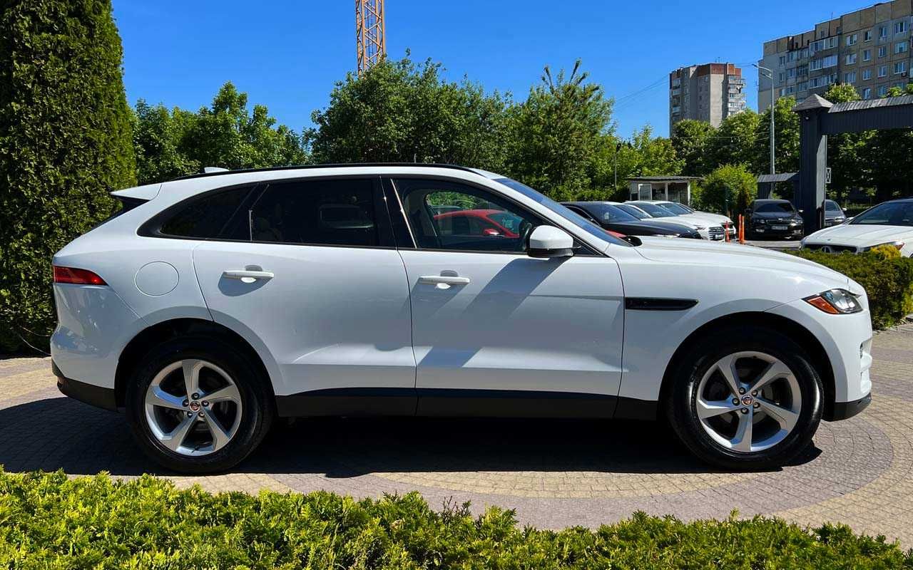 Jaguar F-Pace 2016