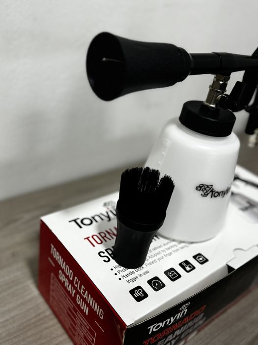 Торнадор Tonyin на підшипнику