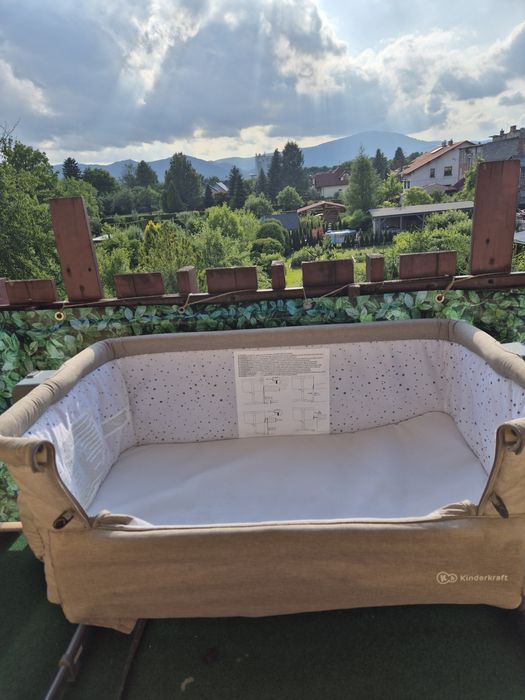 Dostawka łóżeczko Kinderkraft Neste odcień brązu/beżu
