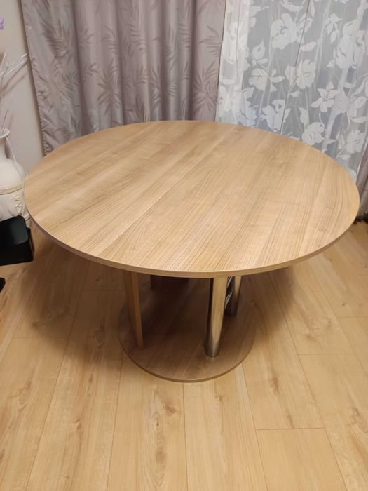 Stół okrągły rozkładany