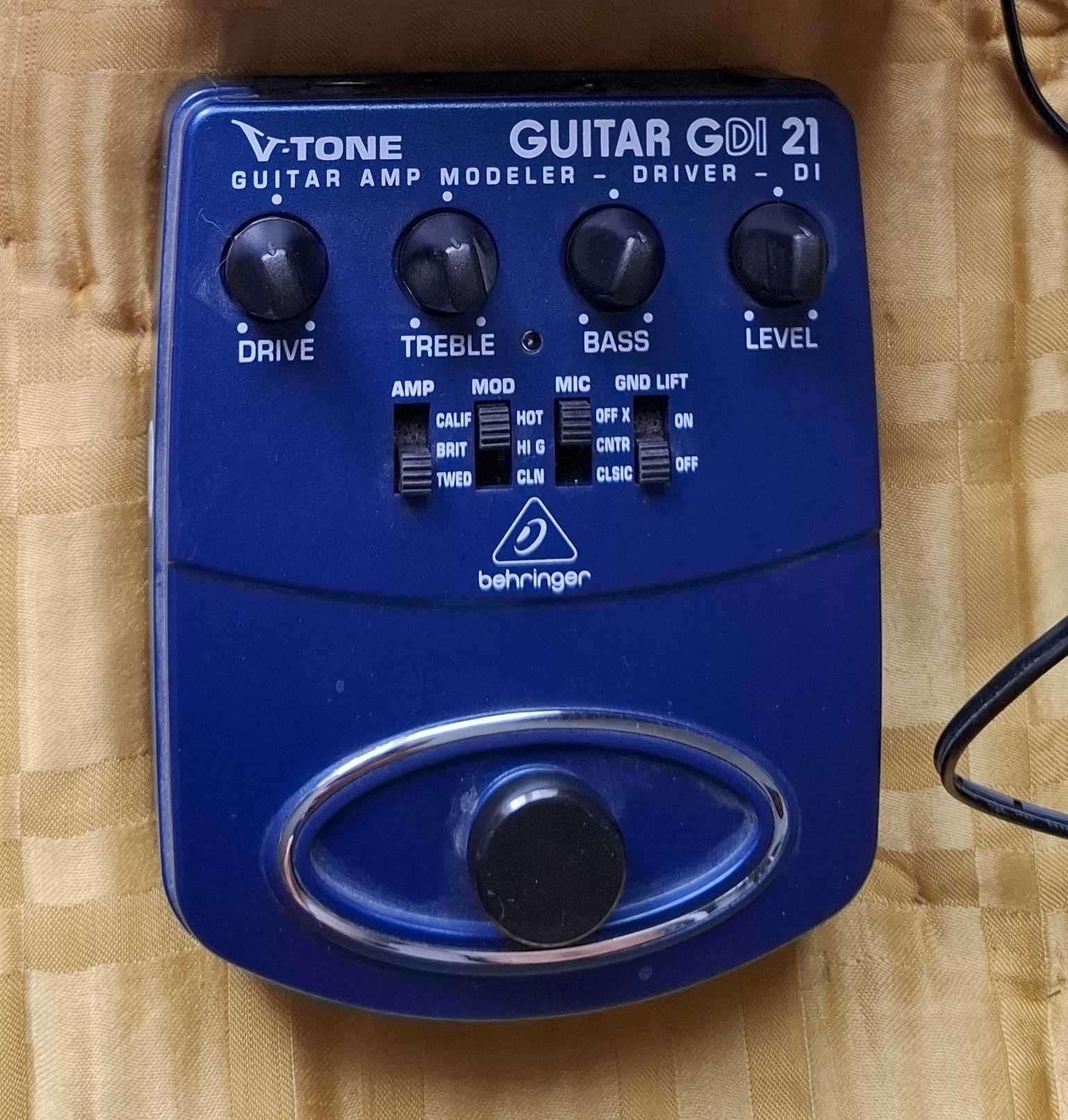 Behringer GDI21, DD600, DR600 - efekty gitarowe zestaw + 2 zasilacze