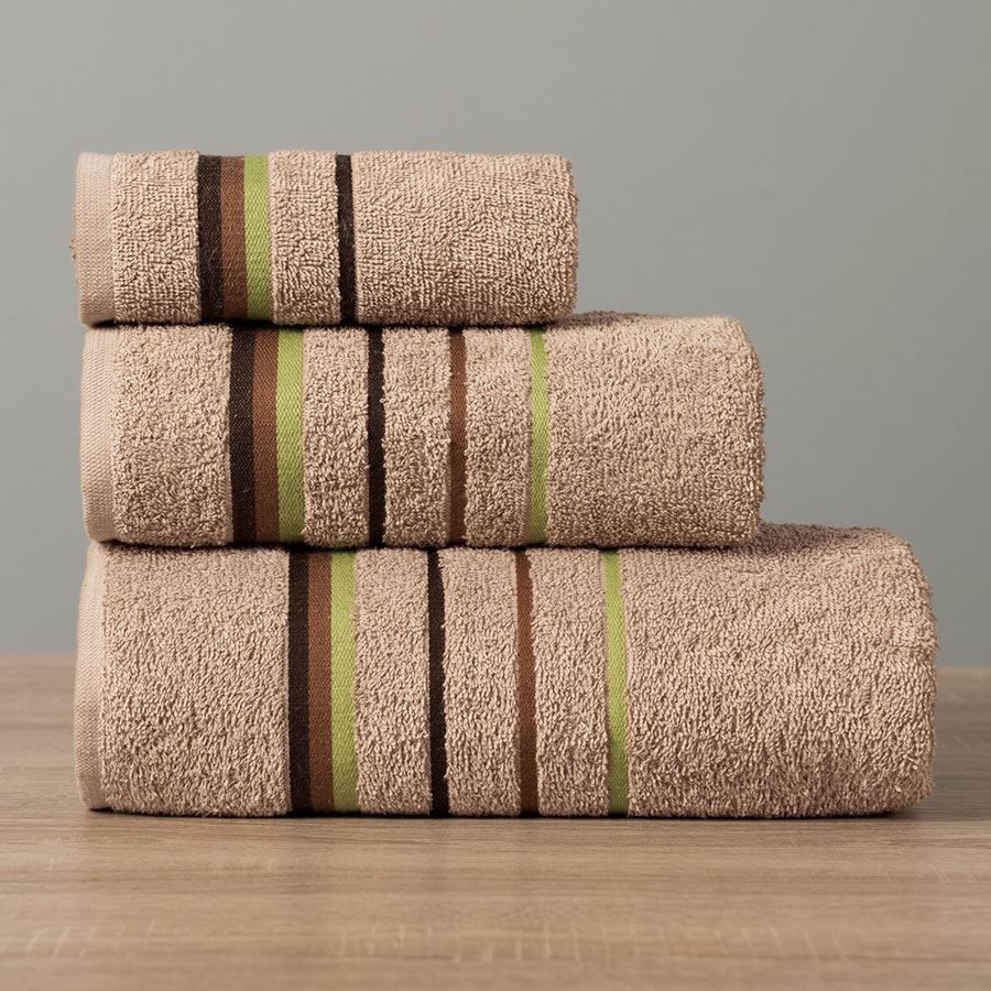 Nowy bawełniany ręcznik kąpielowy beżowy