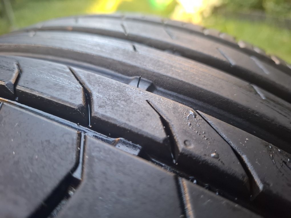 Opony Letnie GOODRIDE ZuperEco Z-107 - 235/35 R19 - JAK NOWE
