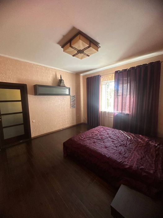 Торг Продам дом 4 ком.+ гостевой дом,подвал,18 соток.Море и лиман
