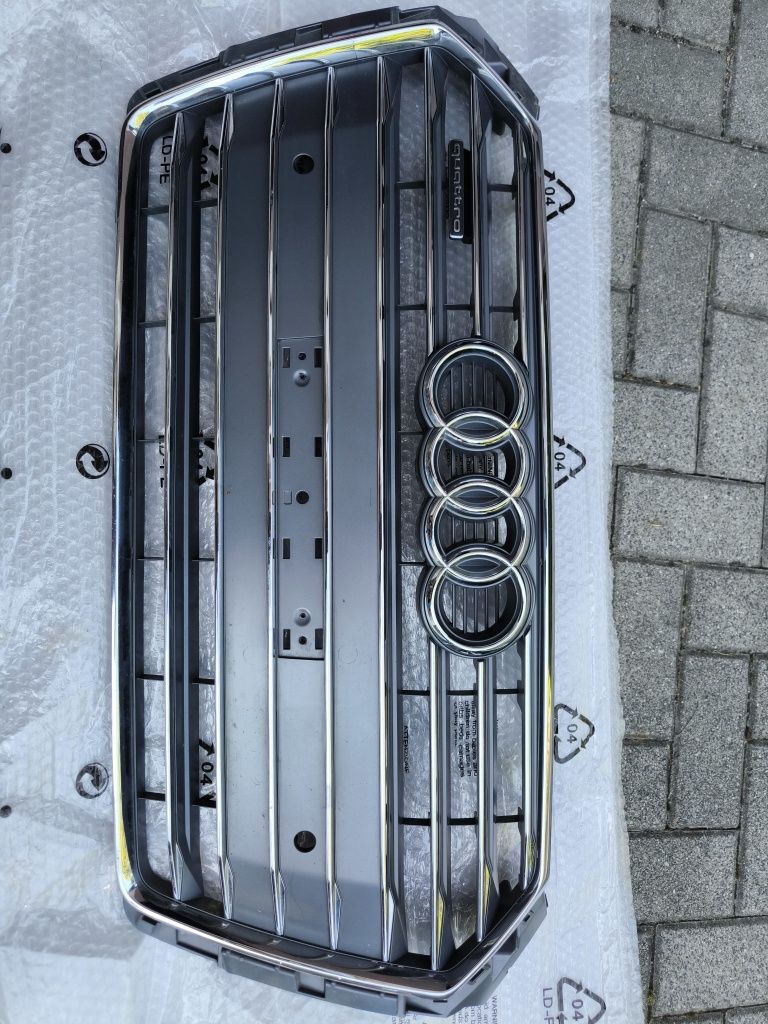 Grill, atrapa chłodnicy Audi A4 B9