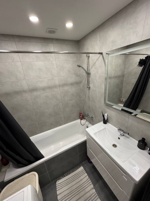 Продаж 3-кім. 4 мкрн. Лівий берег