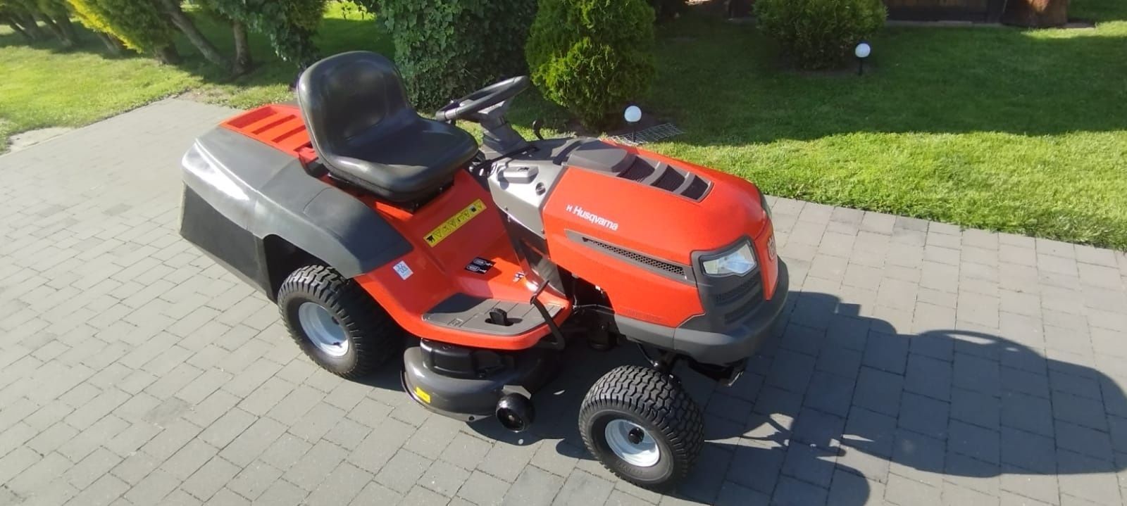 Traktorek kosiarka samojezdna do trawy husqvarna cth 173 cth173 trakto