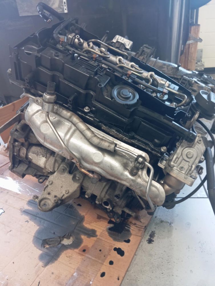 Silnik bmw b47 kompletny 118d 318d 518d f20 f30 f31 f10 f11 uszkodzony