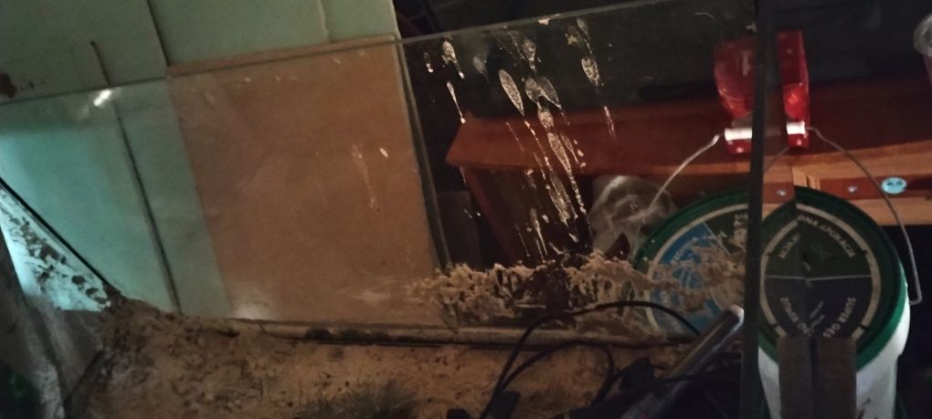 Akwarium 80x35 prostokątne z pokrywą filtrem i grzałką