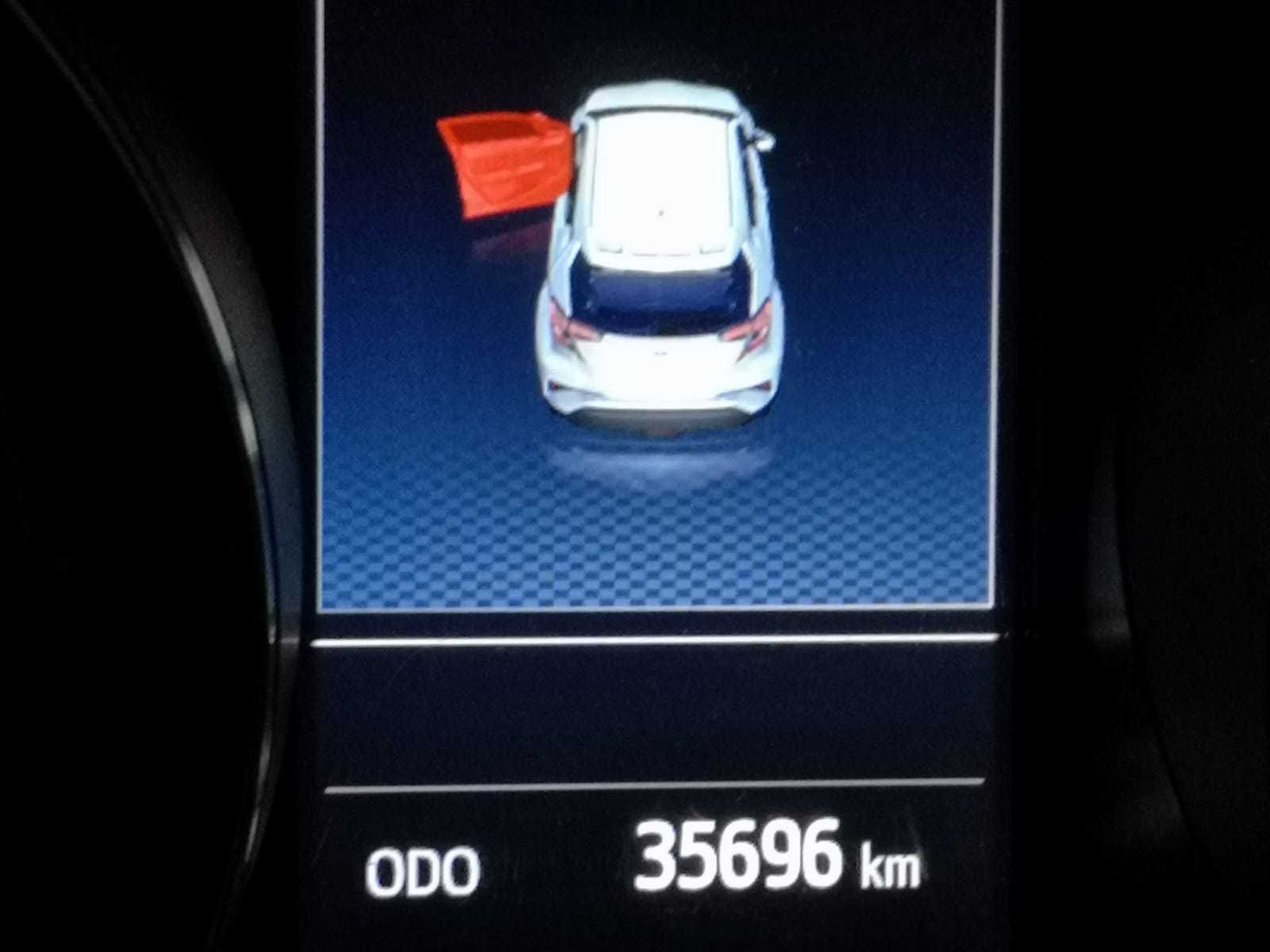 Toyota C-HR 1.8 Hybrid Square Collection