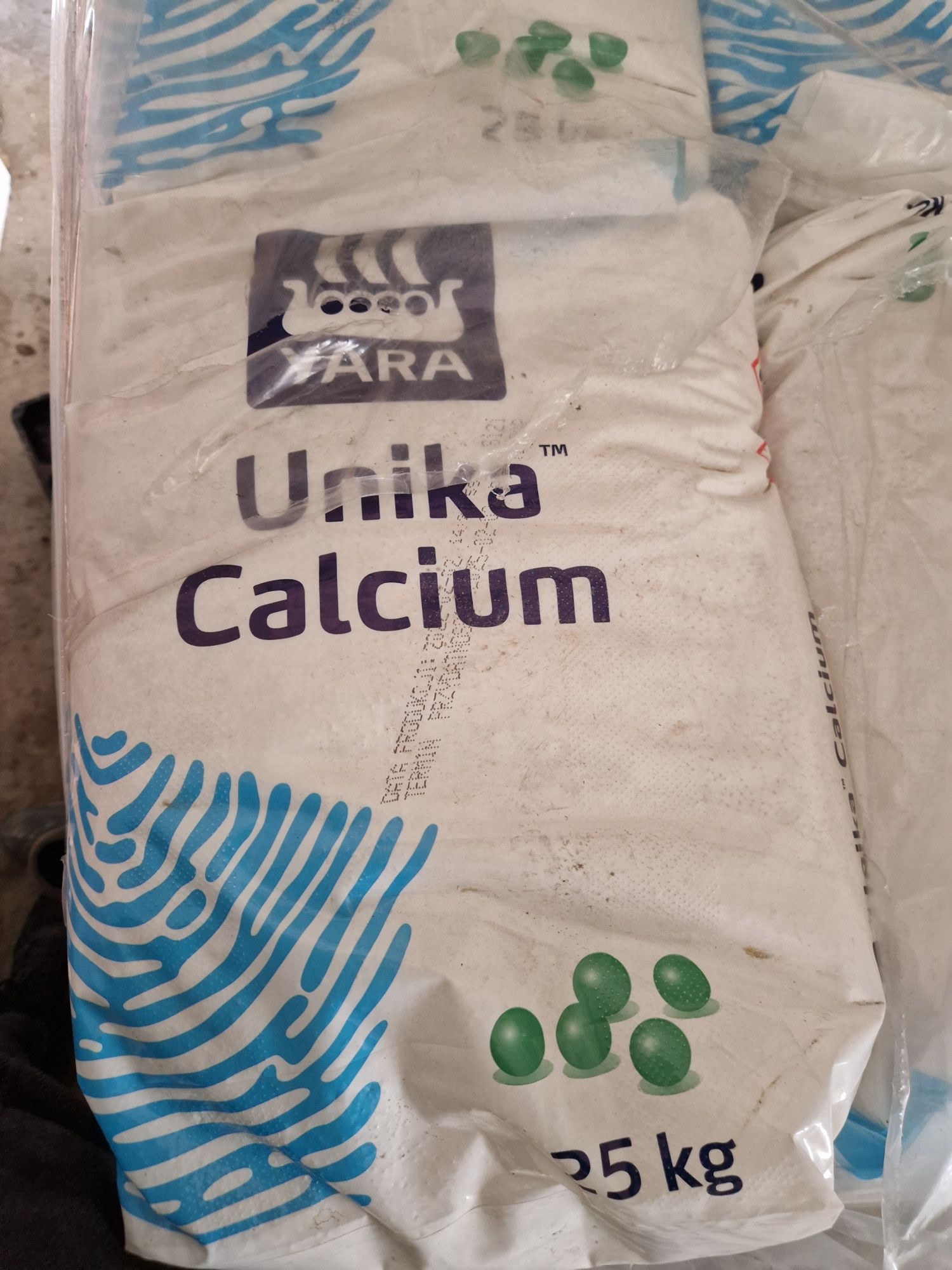 Saletra wapniowa, wapniowo potasowa,  yara liva, yara unica calcium