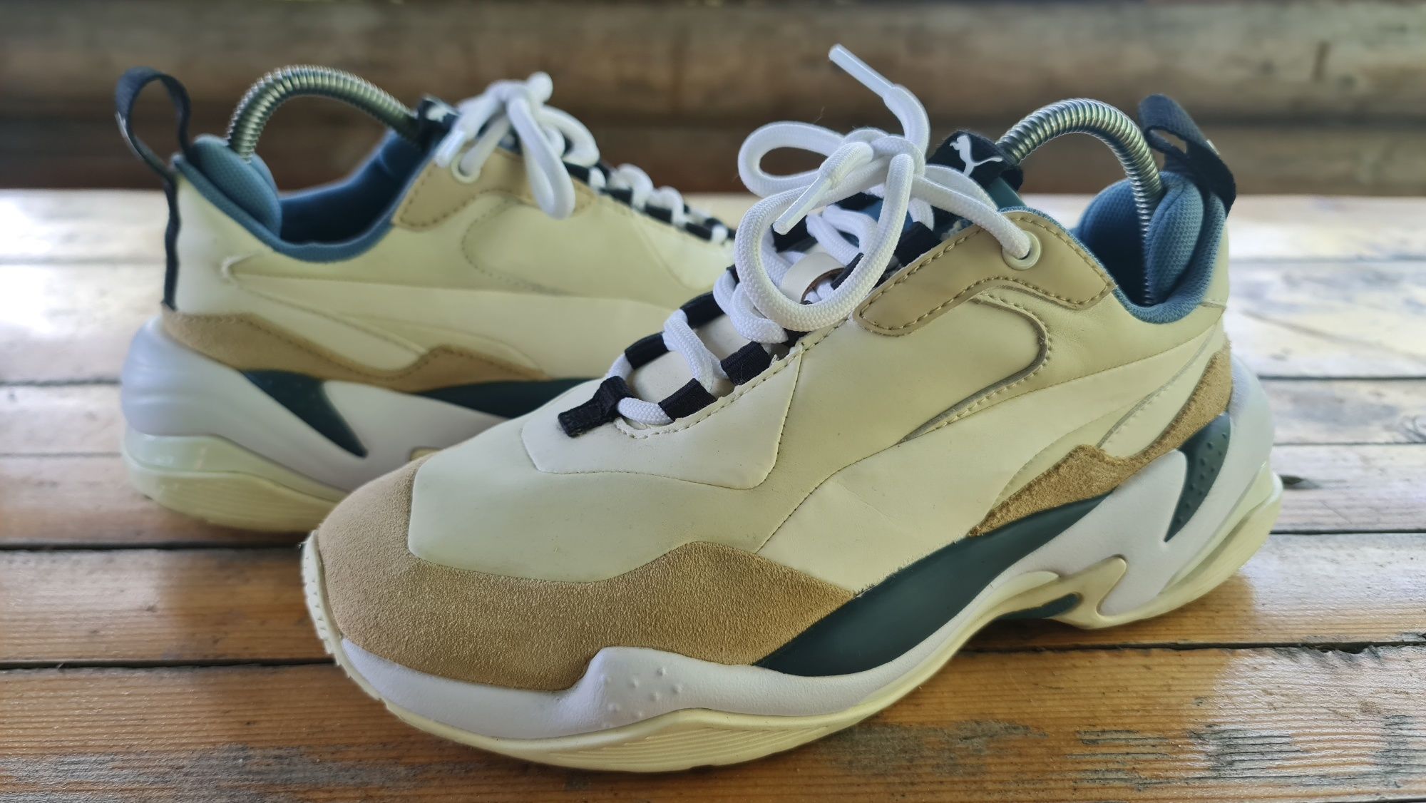 Жіночі кросовки puma thunder розмір 37