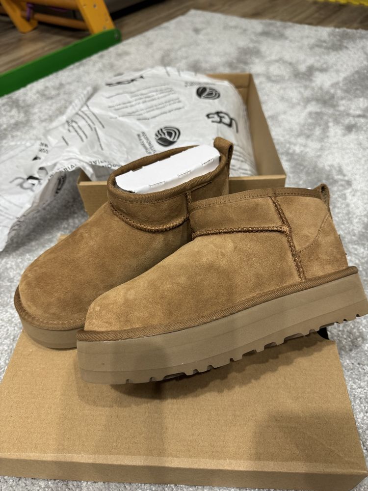 UGG, оригінал, 34, 21-21,5см устілка з дитячого розділу.