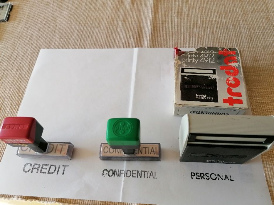 Conjunto de 5 carimbos de escritório, almofada+tinta (Preta,Azul,verme