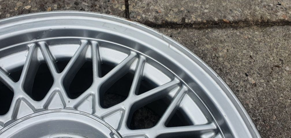 FPS jak BBS 7x15" et24 4x100 BMW E30 Jedna Pojedyncza Sztuka