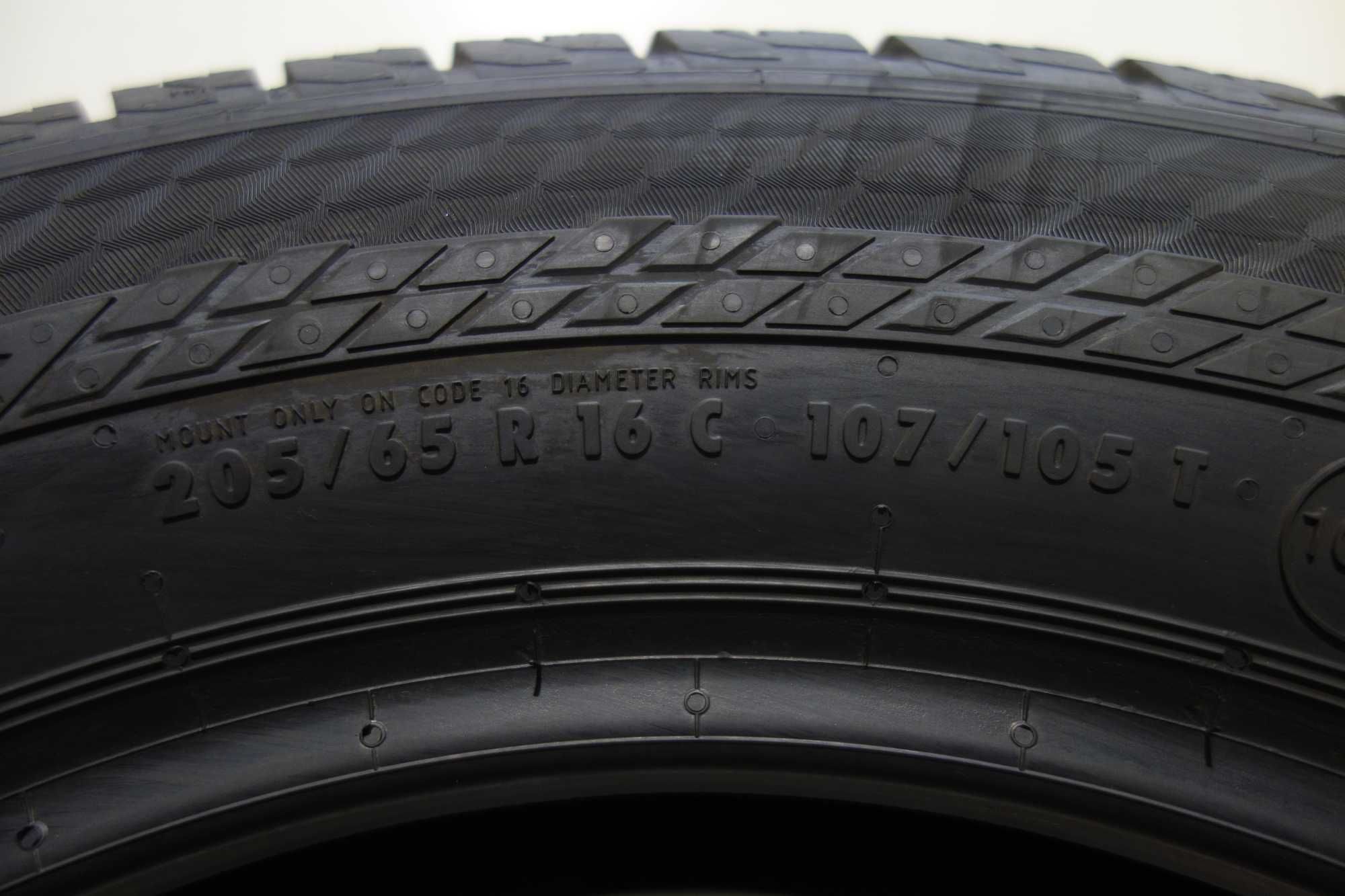 Opony całoroczne 205/65/16C - CONTINENTAL Van Contact 4 Season MO-V