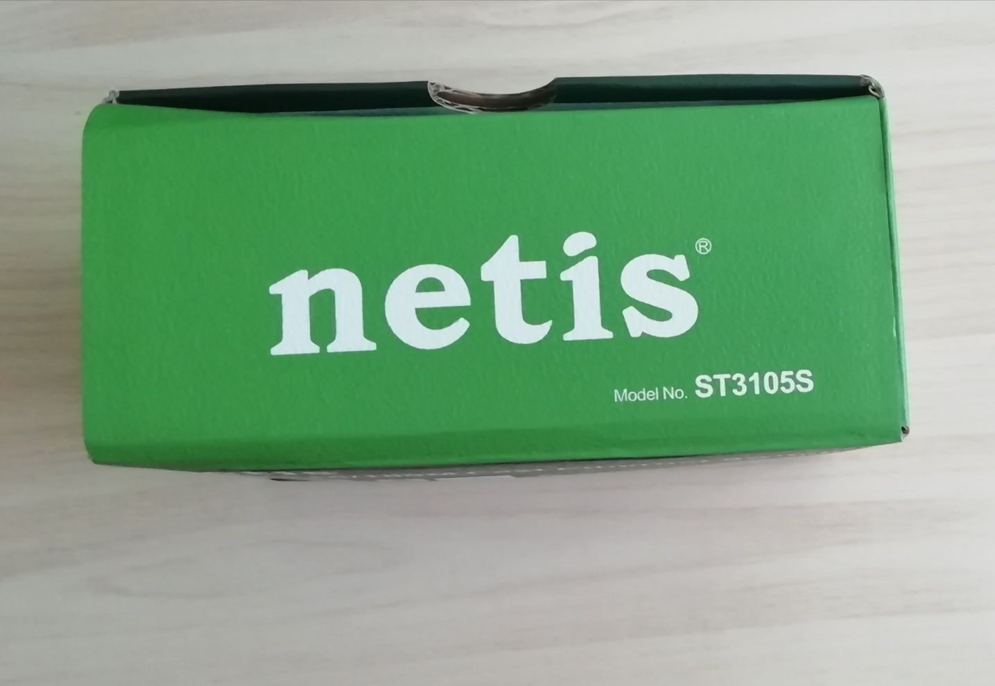 Комутатор Netis ST3105S