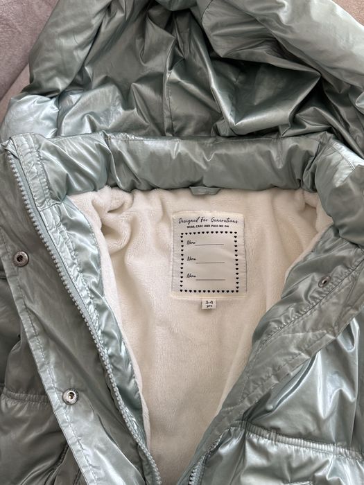 Куртка зимова на дівчинку 104, стан нової