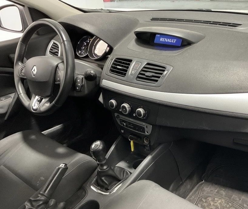 Renault Megane Dynamique S 110cv Nacional