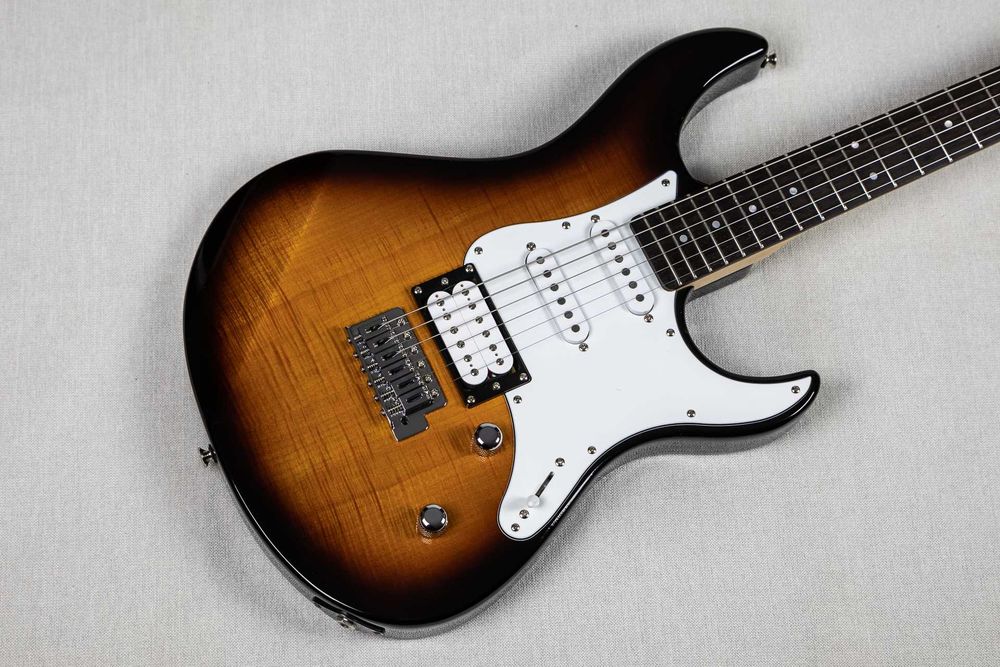 Yamaha Pacifica 212 VFM TBS - gitara elektryczna