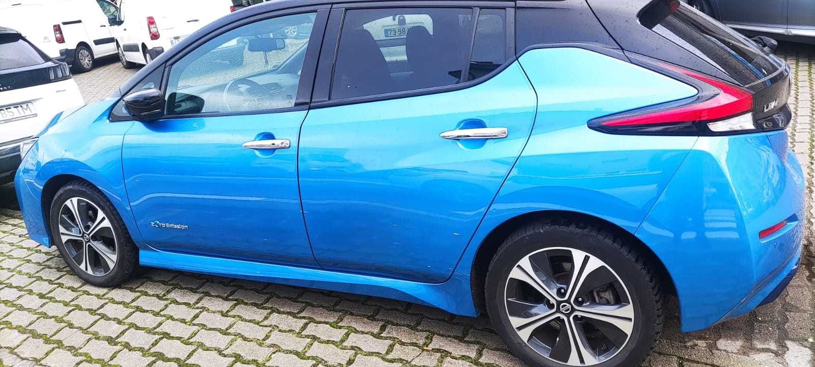 Nissan Leaf 40kw Azul Dual Tone Pro Pilot