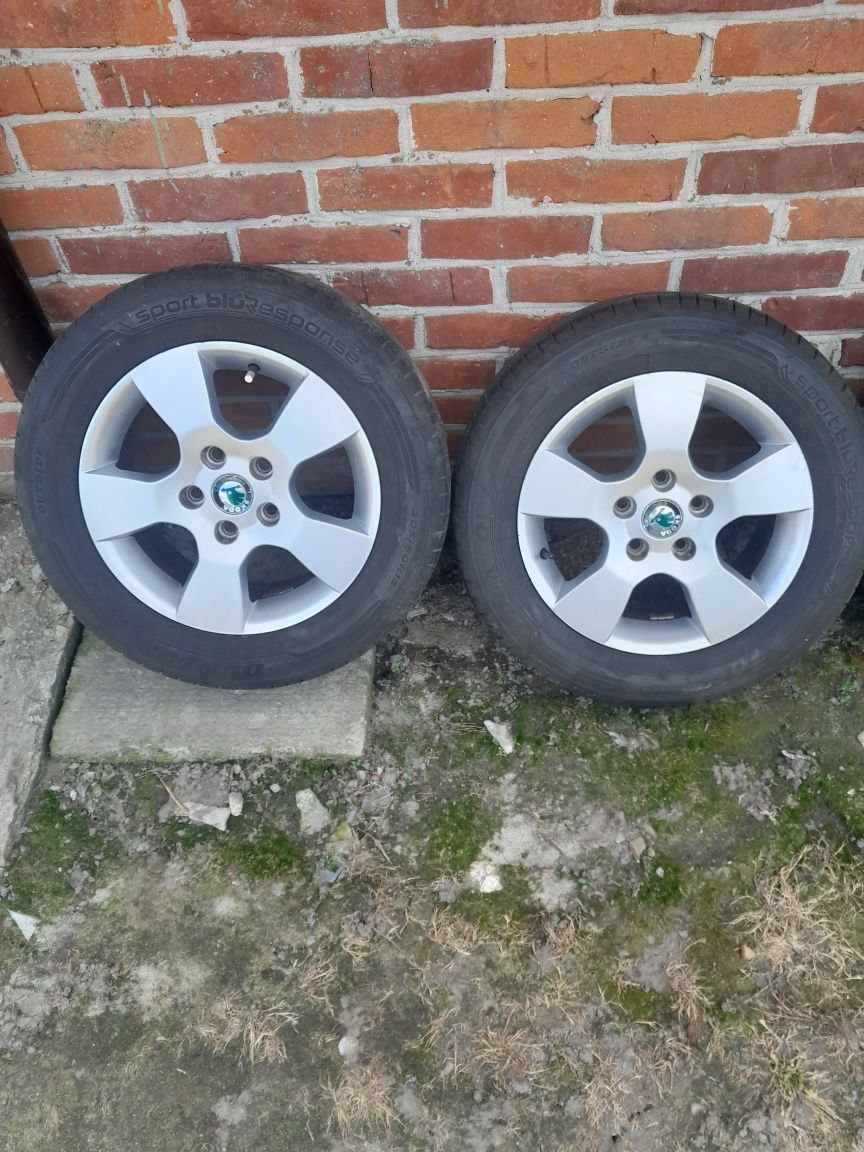 Koła letnie Felgi aluminiowe skoda octavia 5x112 15 cali opony hankook