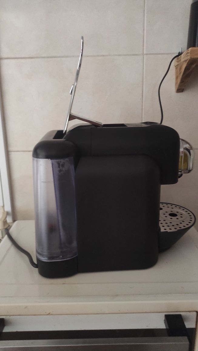 Máquinas de café Delta Q e DolceGusto