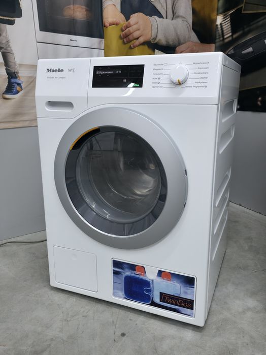 Сучасна пральна машина Miele W1 9кг Germany ідельний стан