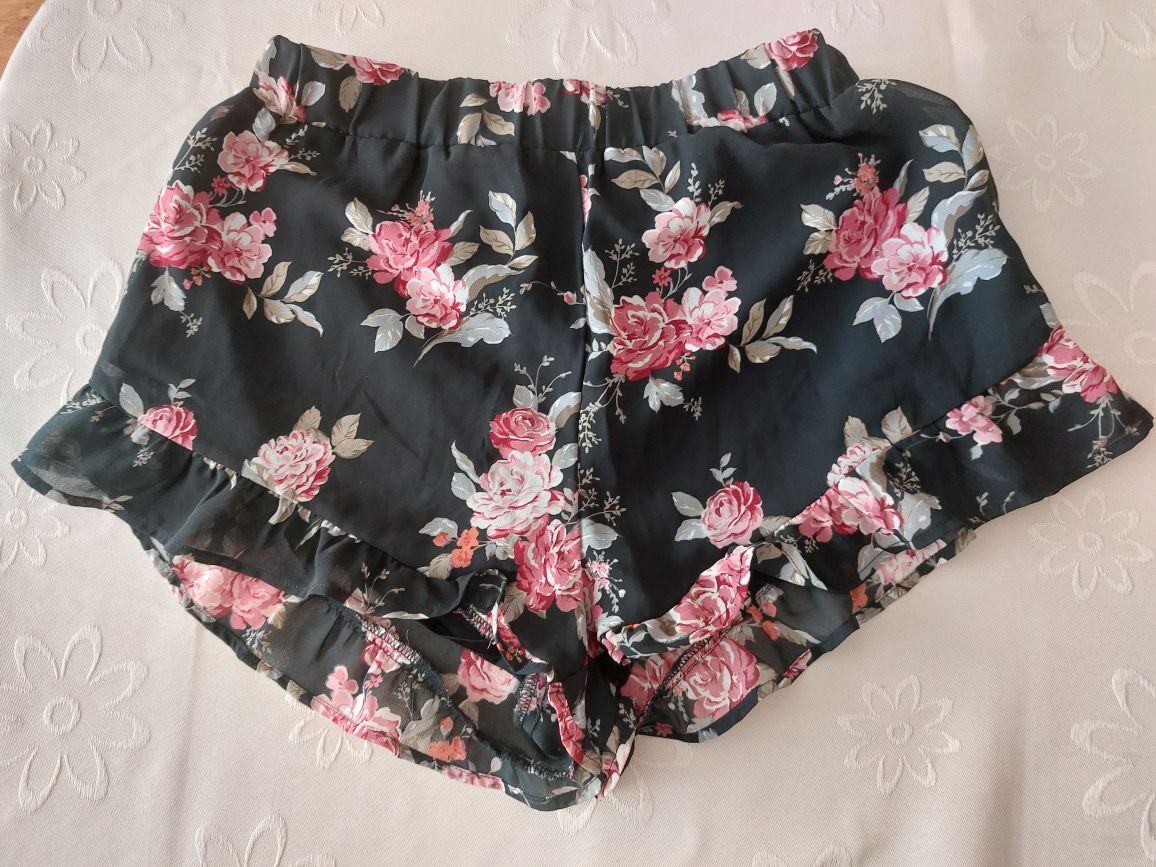 Damskie szorty H&M z falbanką