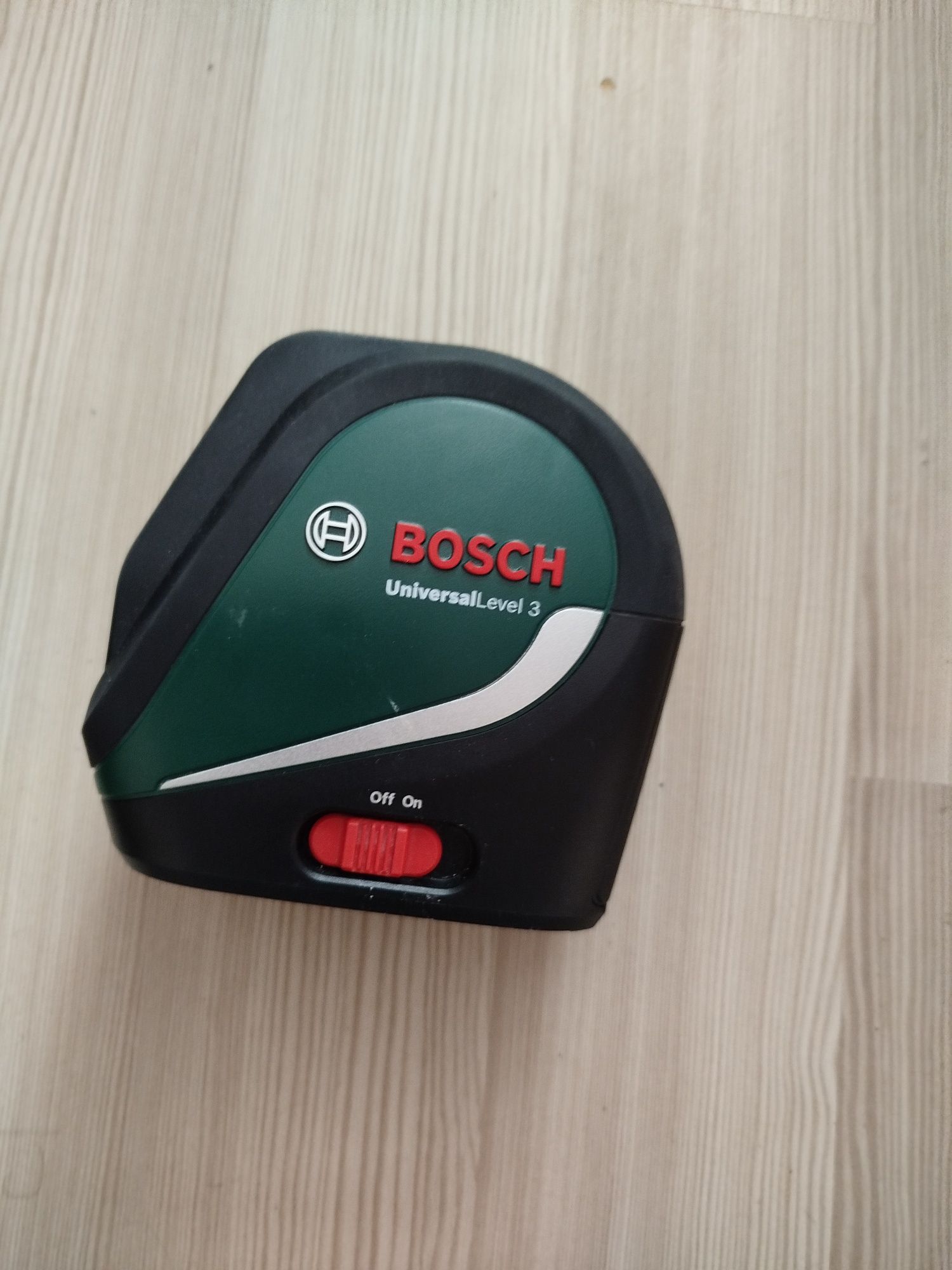 Лазерний рівень Bosch universal level3