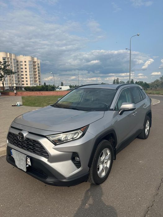 Продам Toyota  RAV 4
