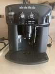 Ekspres cisnieniowy Delonghi Cafe Roso