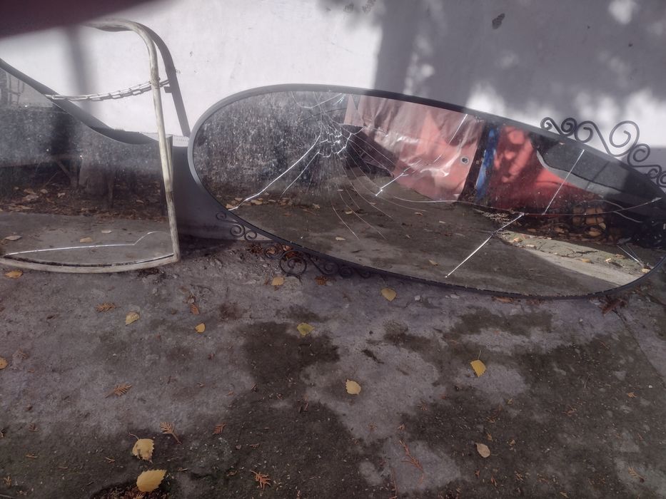 Lustra Ikea lustro w metalowej ramie prl