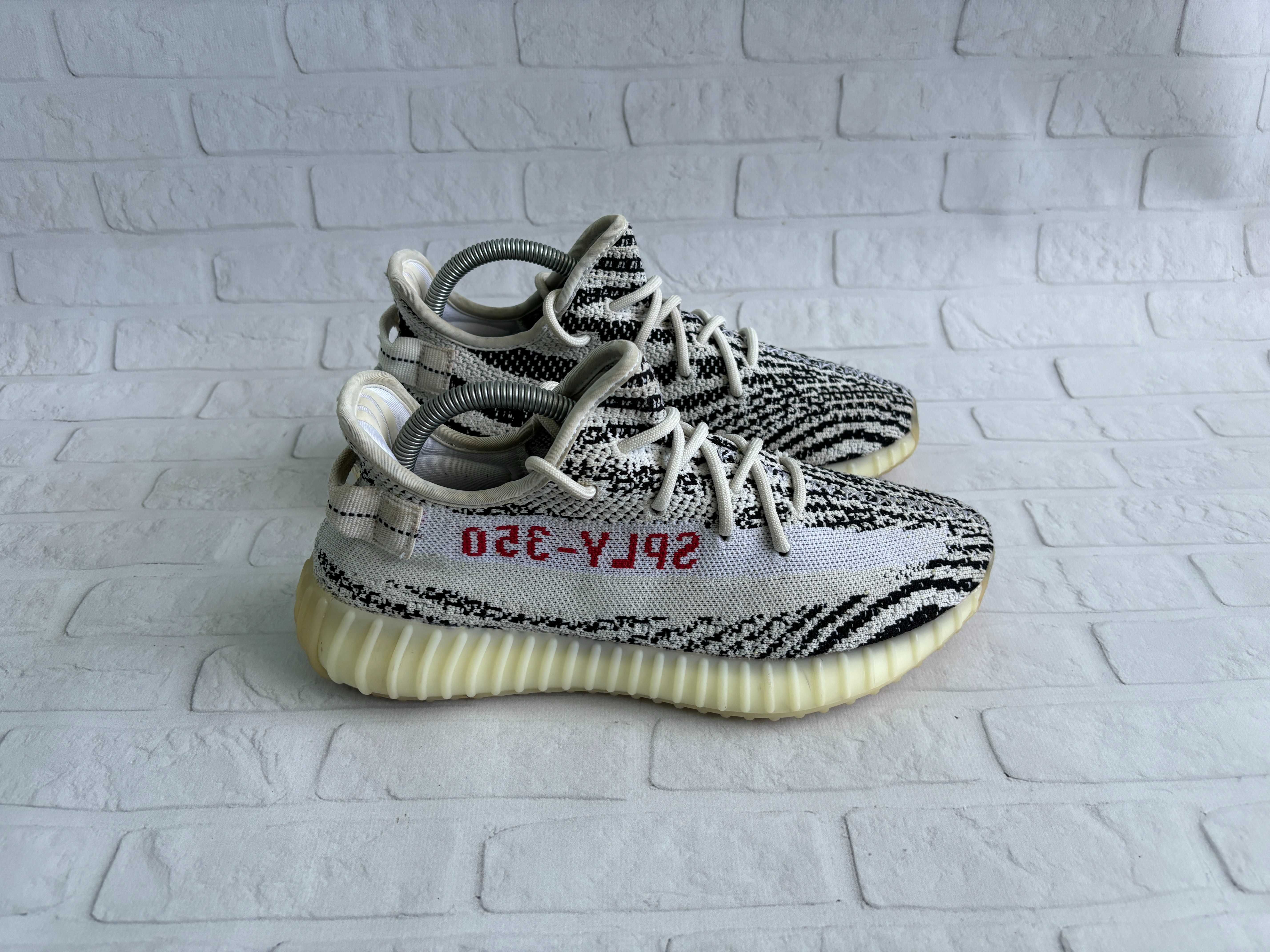 Кроссовки Adidas Yeezy Boost 350 V2 Zebra 41 Размер Кросівки Оригинал