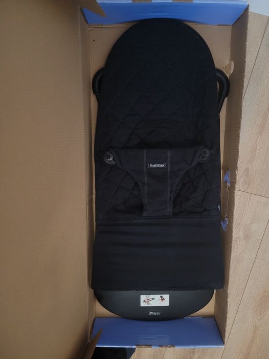 BabyBjorn KARTON czarny bujaczek leżaczek