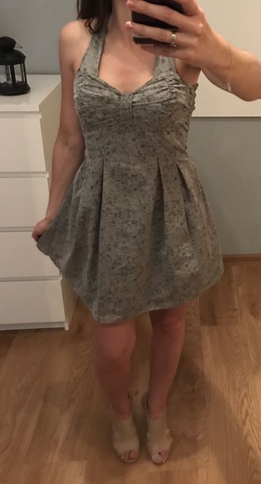 Letnia sukienka na ramiączkach, szara w kwiaty, Tally Weijl, XS