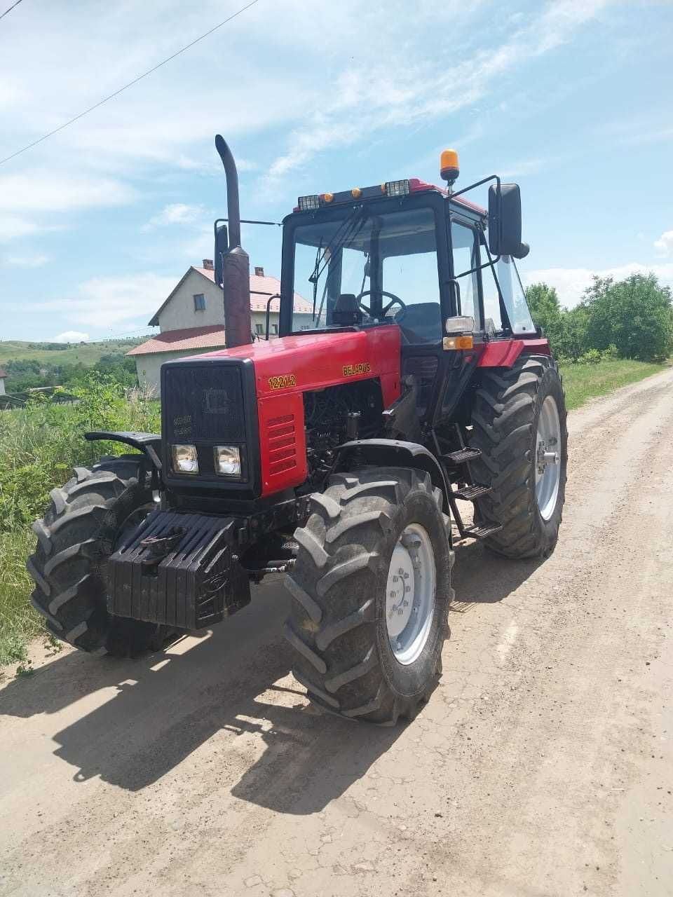 МТЗ Беларус 1221.2