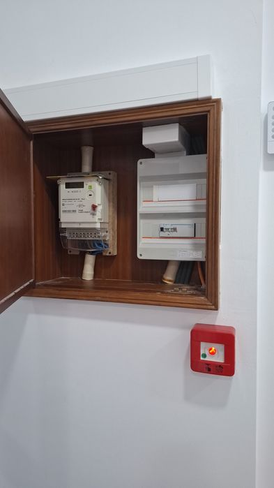 Eletricista residencial 24H