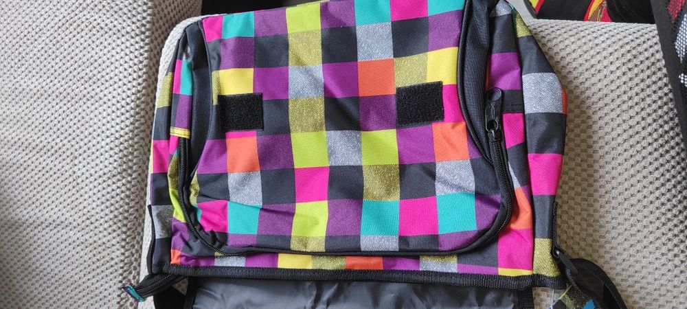 Nowa torba listonoszka Paso młodzieżowa na ramię w kolorową kratkę