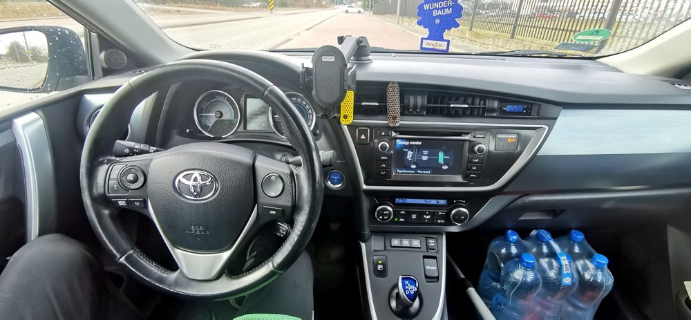 Toyota Auris Hybryda z LPG! Hibryd corolla
